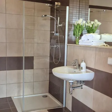 Olympic Park C 606 Z Ogrodem Na Dachu 코워브제크